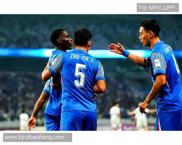 上海申花与东京球队激战正酣精彩直播全程回顾与分析