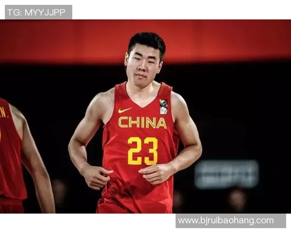 王泉泽的篮球之路：从青涩少年到职业球员的成长历程与挑战